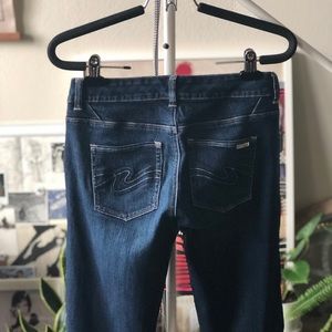 WHBM, Mid Rise Bootcut Slim Ankle Jeans, 0R